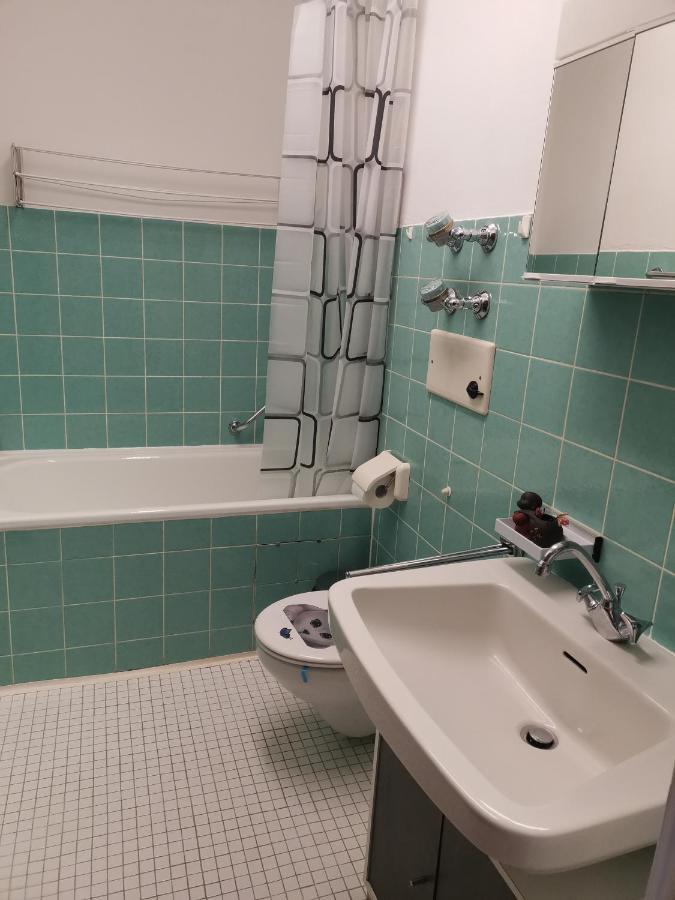 Ferienwohnung Schoene Wohnung 2D-Gebaeude Mit Mini-Garten Schönwalde Esterno foto
